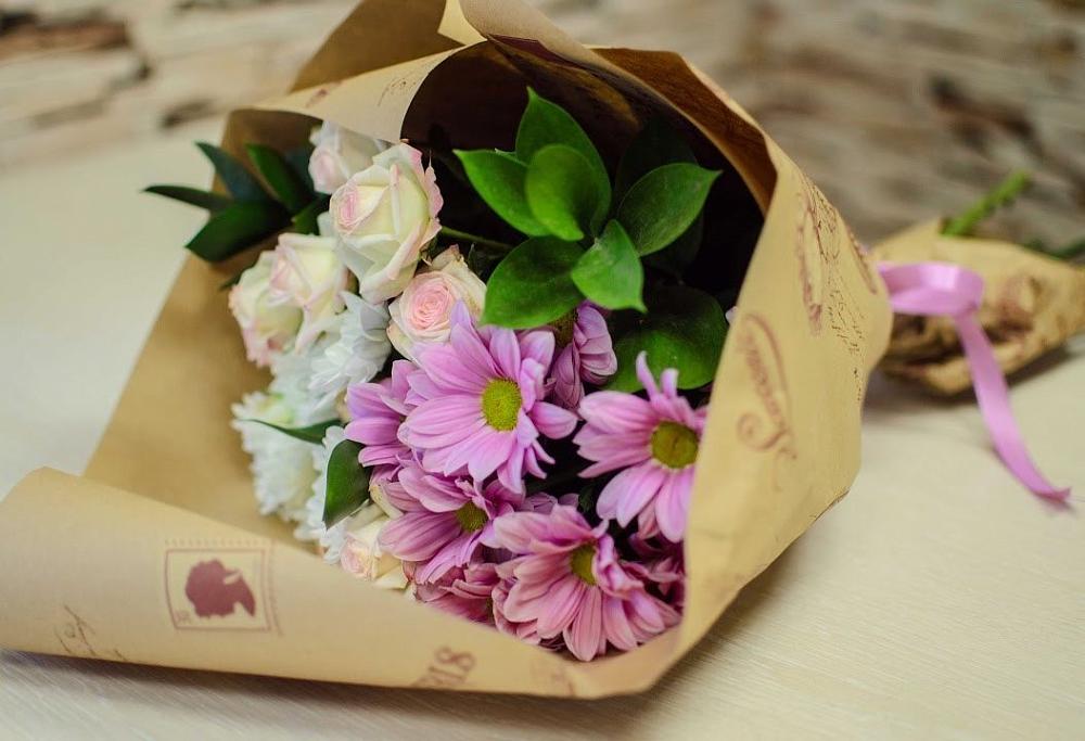 Букет цветов из: Розы и Хризантемы в Нерль