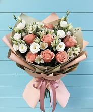 Букет цветов из:  Розы, Альстромерии и Лизиантусы в Нерль