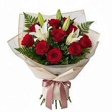 Букет цветов из:  Лилии и Розы в Нерль