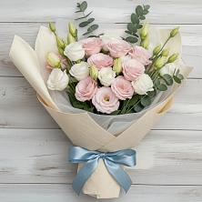 Букет цветов из:  Лизиантусы в Нерль