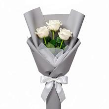 Букет 3 белые розы в Нерль