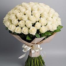 Букет 101 беля роза Белоснежка в Нерль