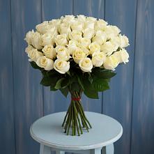 Букет 51 Белая роза Эдлесс Лав в Нерль