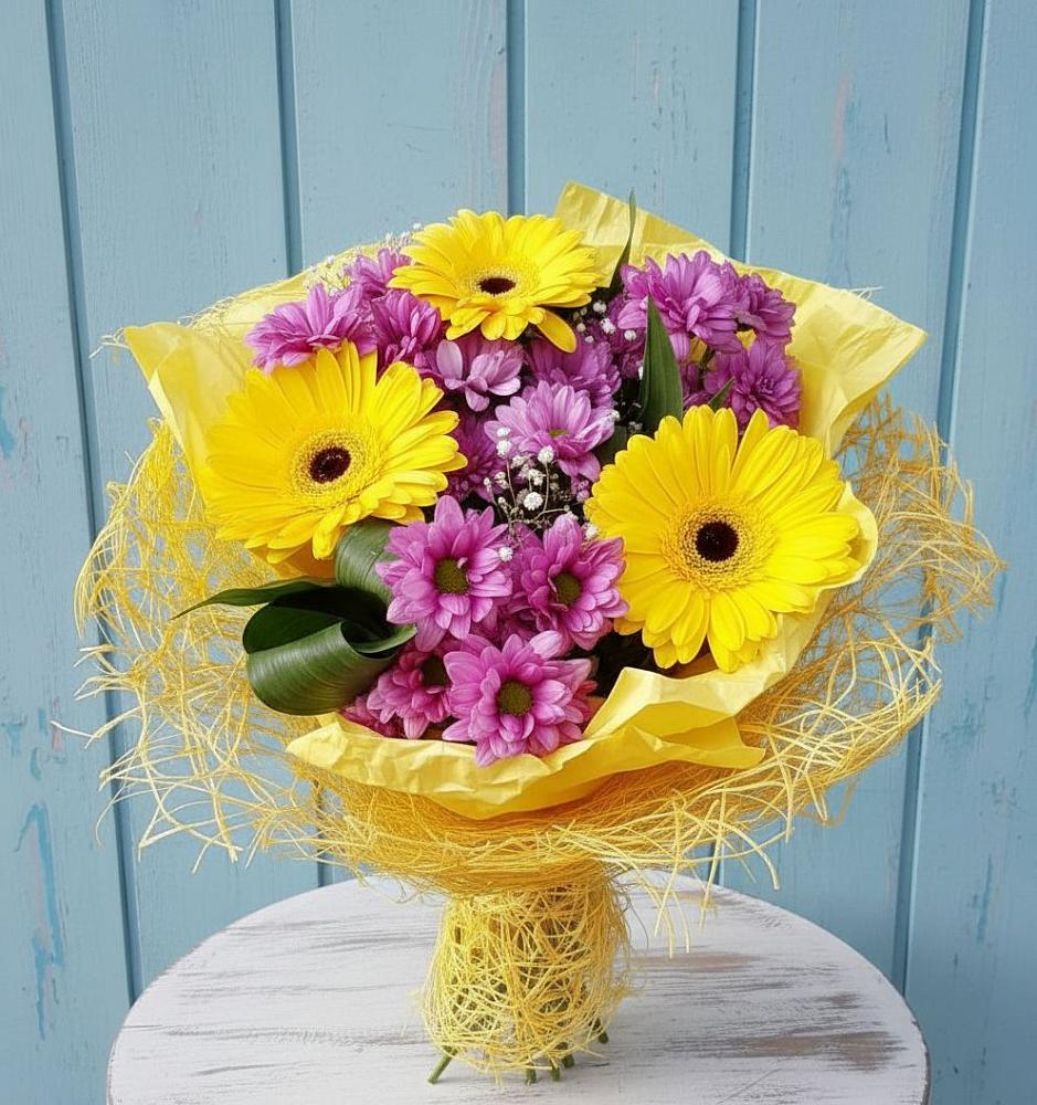 Букет цветов из: Хризантемы и Герберы в Нерль