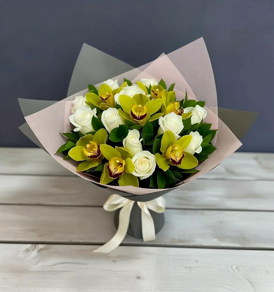 Букет цветов из: Орхидеи и Розы в Нерль