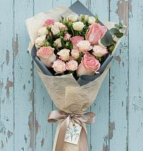 Букет цветов из:  Розы #REPLACE_PRED# Нерль