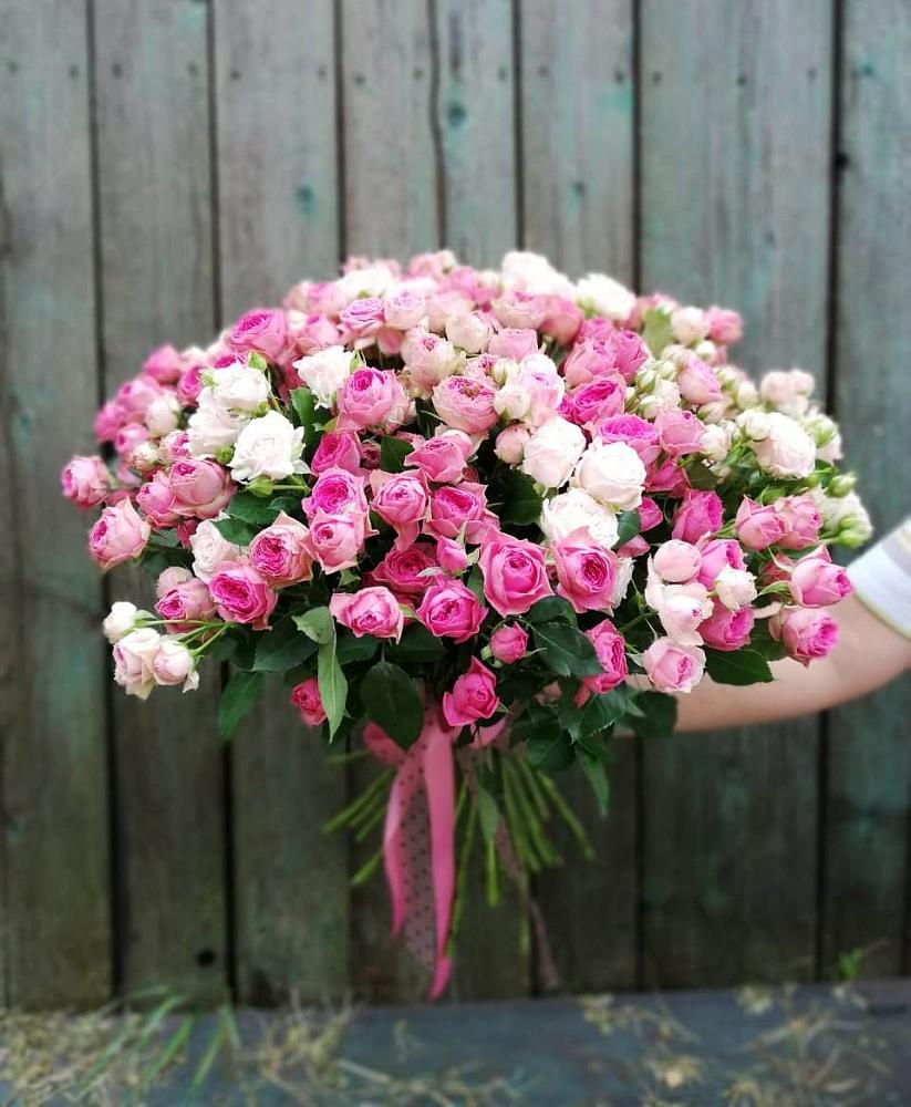 Букет Розовые кустовые розы Натали и Лав Лидия в Нерль