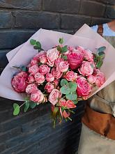 Букет цветов из:  Розы в Нерль