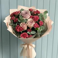 Букет цветов из:  Гвоздики и Розы в Нерль