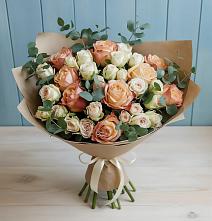 Букет цветов из:  Альстромерии и Розы в Нерль