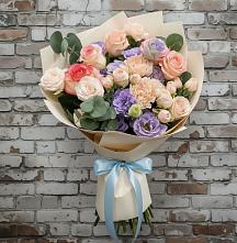 Букет цветов из:  Розы, Лизиантусы и Гвоздики в Нерль