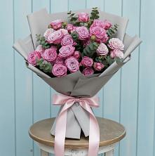 Букет цветов из:  Розы в Нерль